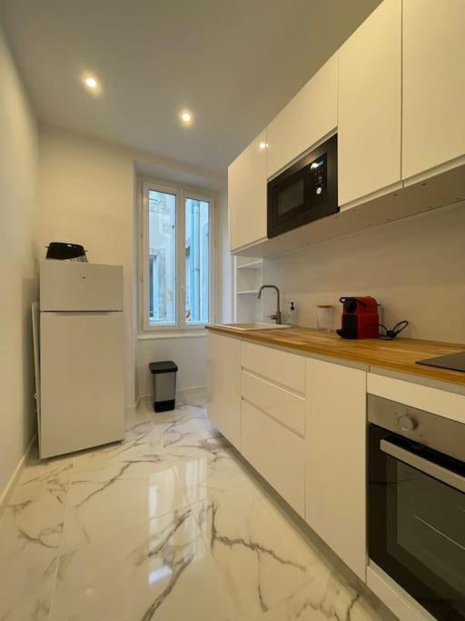 Superbe Cosy 2 Min Metro Joliette *