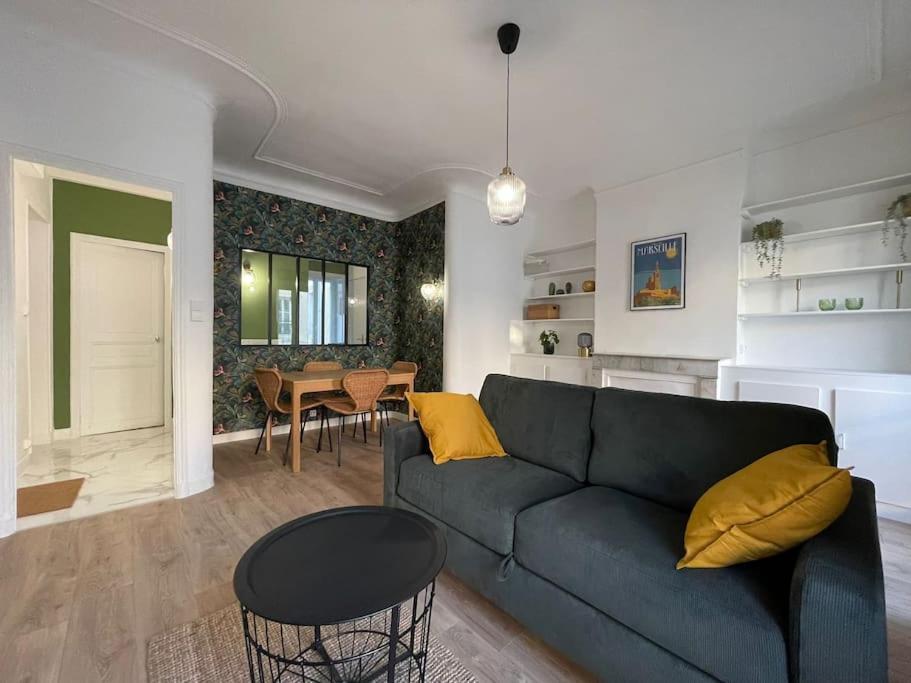 Superbe Cosy 2 Min Metro Joliette *